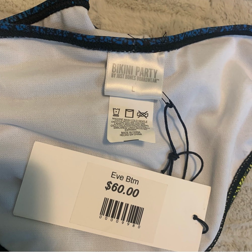 NWT Wrap Around Bikini - Picture 8 of 11